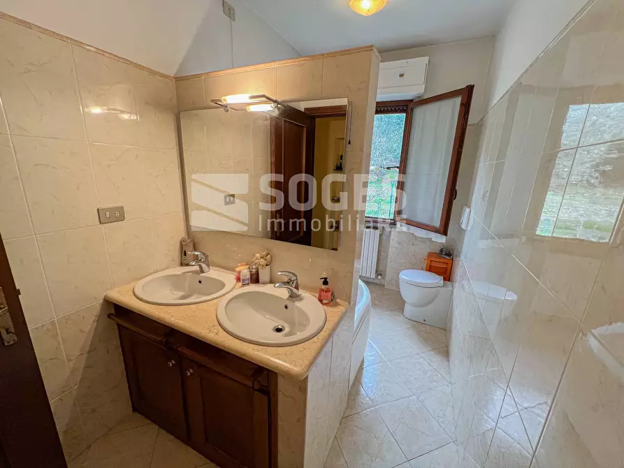 Immagine 19 di Appartamento in vendita  in Via Montecarlo a San Giovanni Valdarno