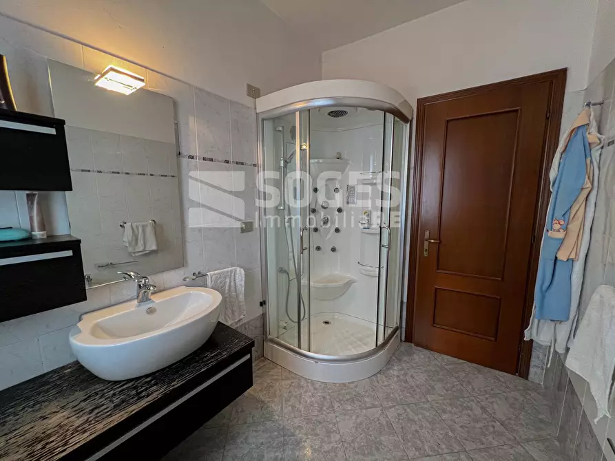 Immagine 24 di Appartamento in vendita  in Via Montecarlo a San Giovanni Valdarno