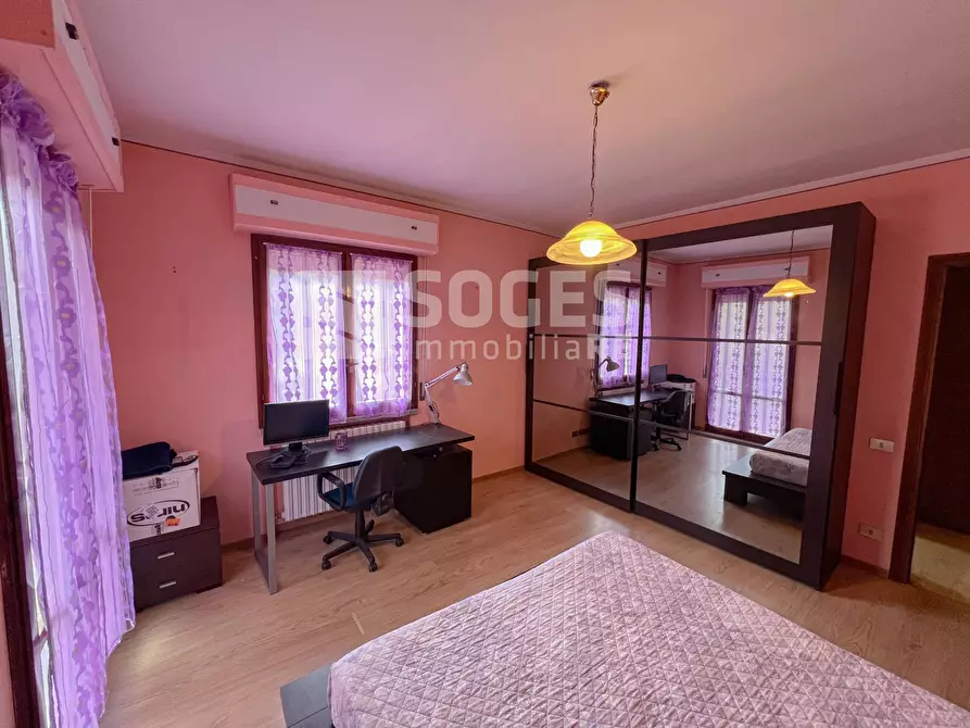 Immagine 15 di Appartamento in vendita  in Via Montecarlo a San Giovanni Valdarno