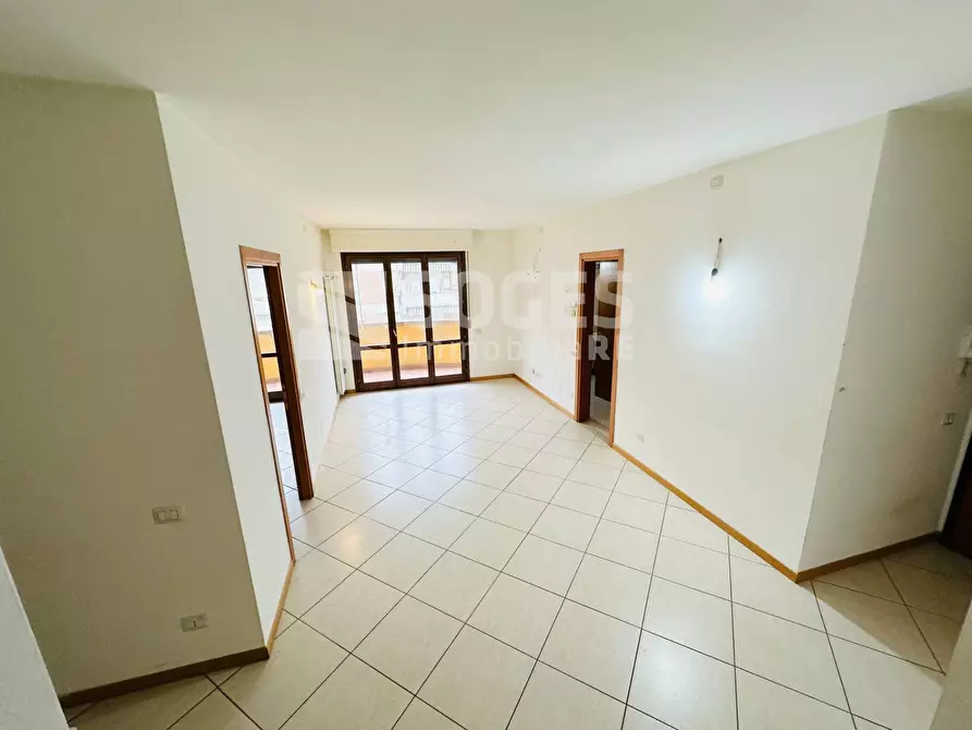 Immagine 1 di Appartamento in vendita  in Via Petrarca a Figline E Incisa Valdarno