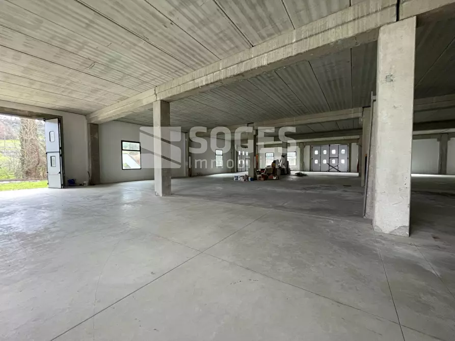 Immagine 7 di Locale commerciale in vendita  in Rosano a Rignano Sull'arno