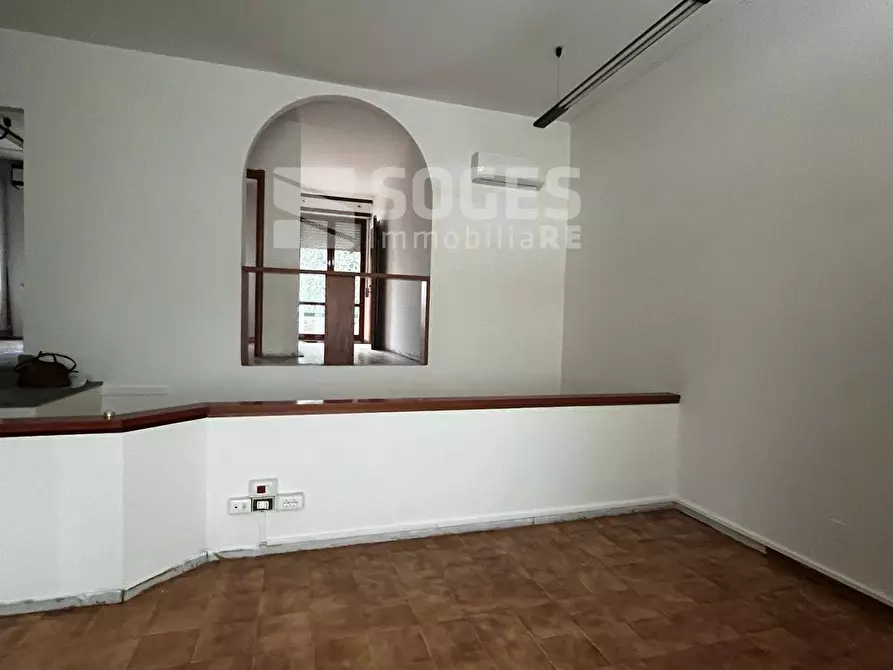 Immagine 25 di Ufficio in vendita  in Via Dante Alighieri a Terranuova Bracciolini