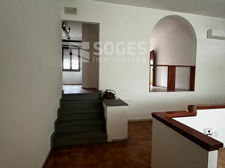 Immagine 29 di Ufficio in vendita  in Via Dante Alighieri a Terranuova Bracciolini