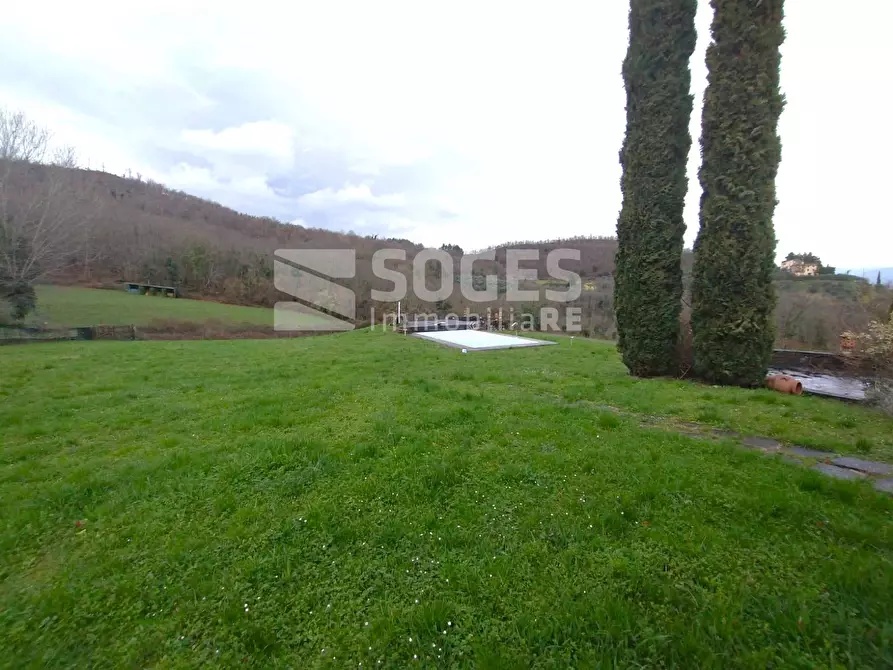 Immagine 9 di Villa in vendita  in Frazione Celle a Dicomano