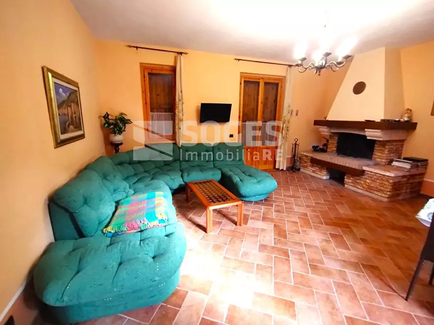 Immagine 4 di Villa in vendita  in Frazione Celle a Dicomano