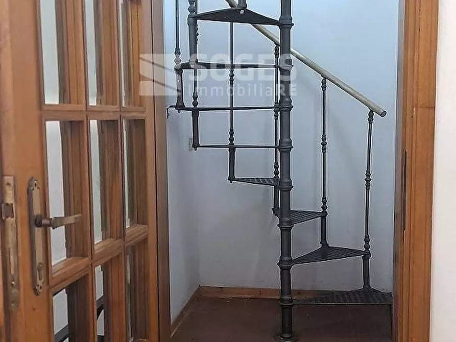 Immagine 18 di Appartamento in vendita  in Viale Cadorna a Montevarchi