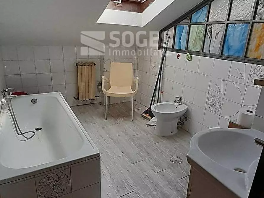 Immagine 25 di Appartamento in vendita  in Viale Cadorna a Montevarchi