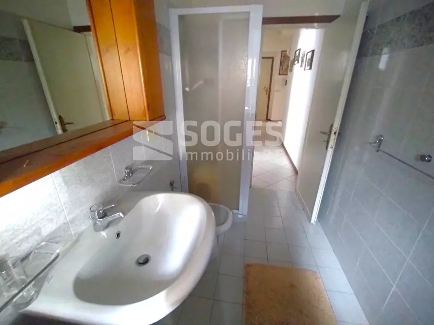 Immagine 12 di Appartamento in vendita  in Via Aldo Moro a Londa