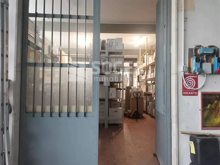 Immagine 6 di Attività commerciale in affitto  in via puccini a Pontassieve