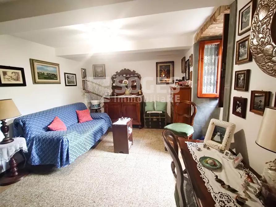 Immagine 4 di Appartamento in vendita  in Sdrucciolo della torre a Rufina