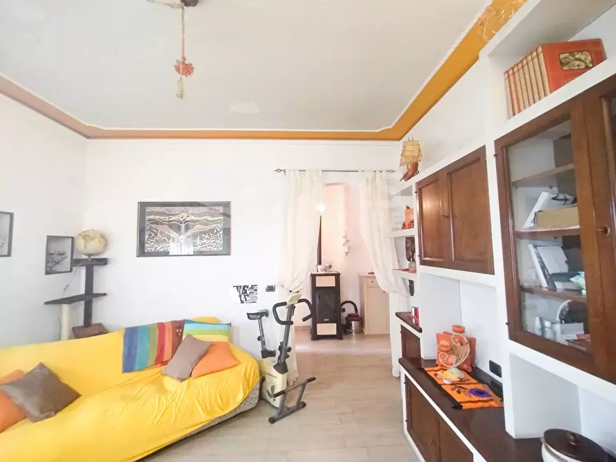 Immagine 15 di Camera in vendita  in Sandetole a Dicomano