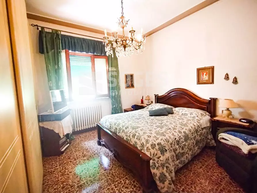 Immagine 22 di Camera in vendita  in Sandetole a Dicomano