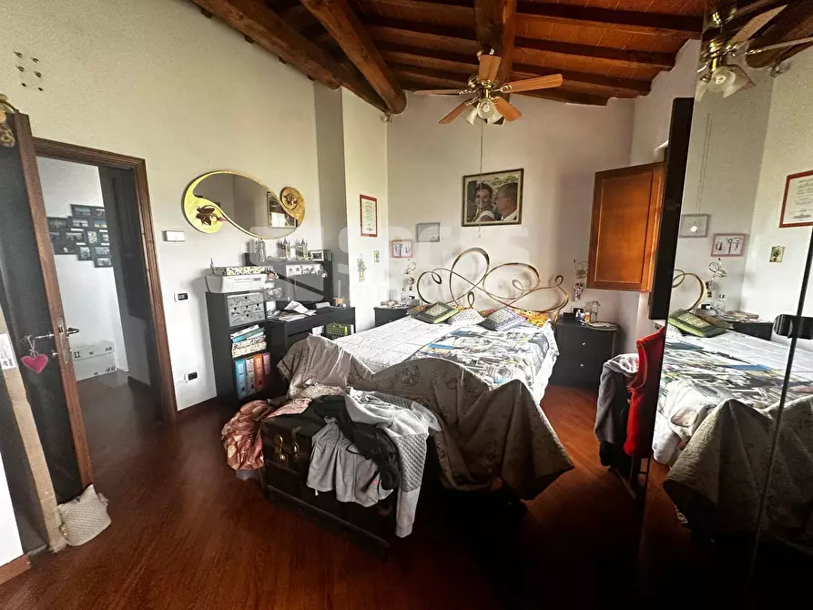 Immagine 6 di Appartamento in vendita  in piazza Daniele manin a Reggello