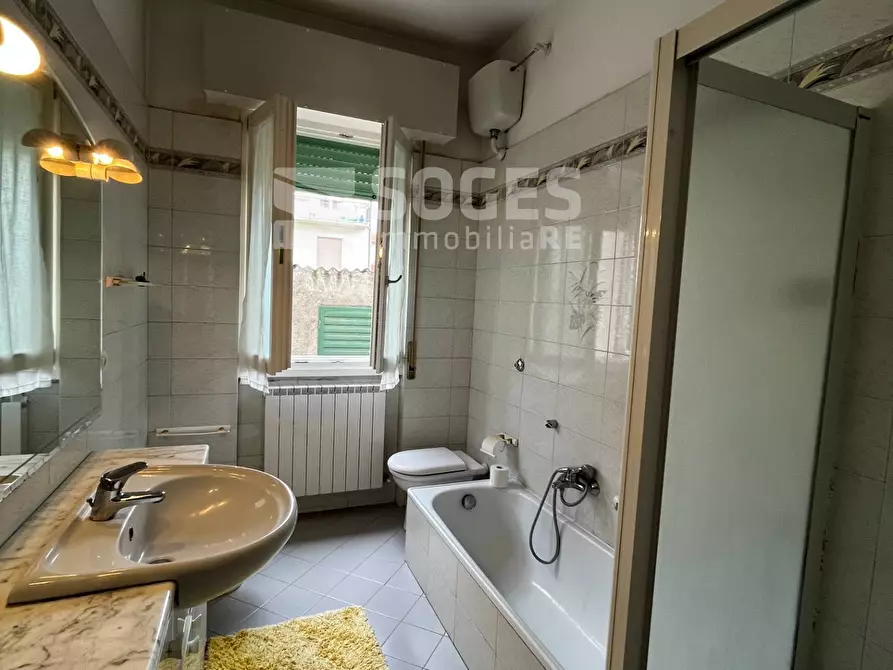 Immagine 13 di Appartamento in vendita  in via piave a Montevarchi