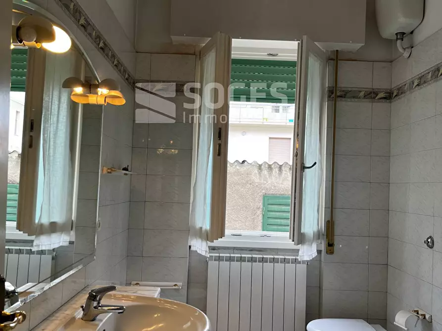 Immagine 15 di Appartamento in vendita  in via piave a Montevarchi