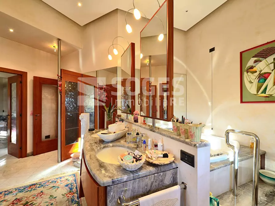 Immagine 13 di Villa in vendita  in Via di Lucente a Pelago