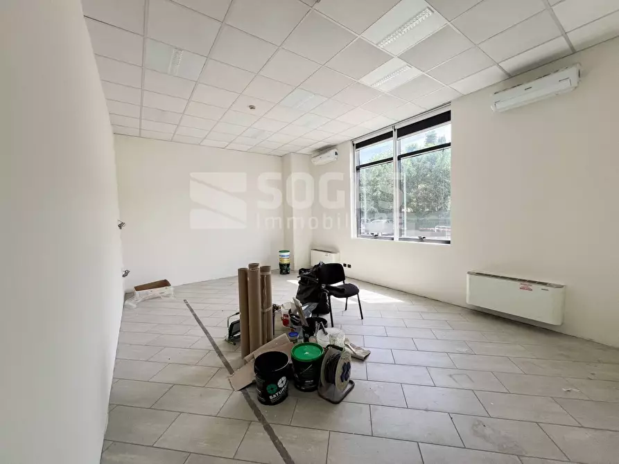 Immagine 7 di Locale commerciale in vendita  in VIA PRIMA STRADA LUNGARNO n. 1 a Terranuova Bracciolini