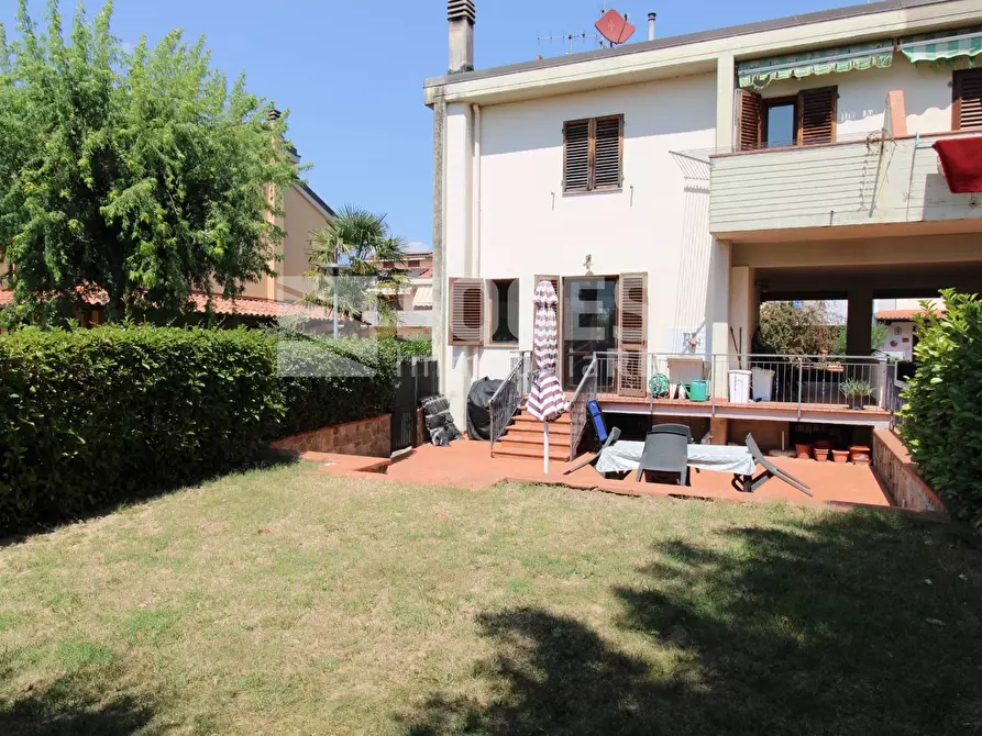 Immagine 26 di Villetta a schiera in vendita  in Via Veneto a Castelfranco Piandiscò