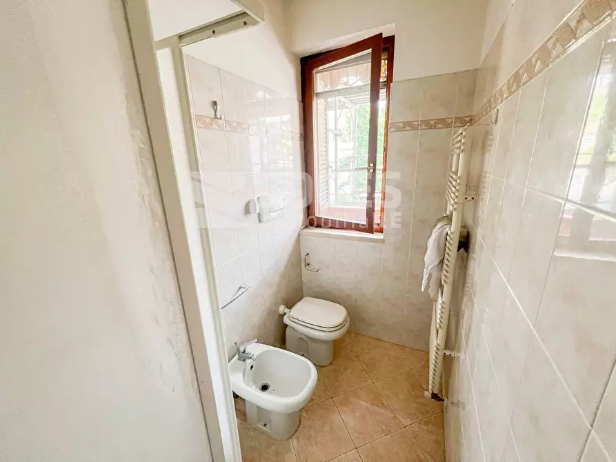 Immagine 12 di Appartamento in vendita  in Via della Ginestra a Montevarchi