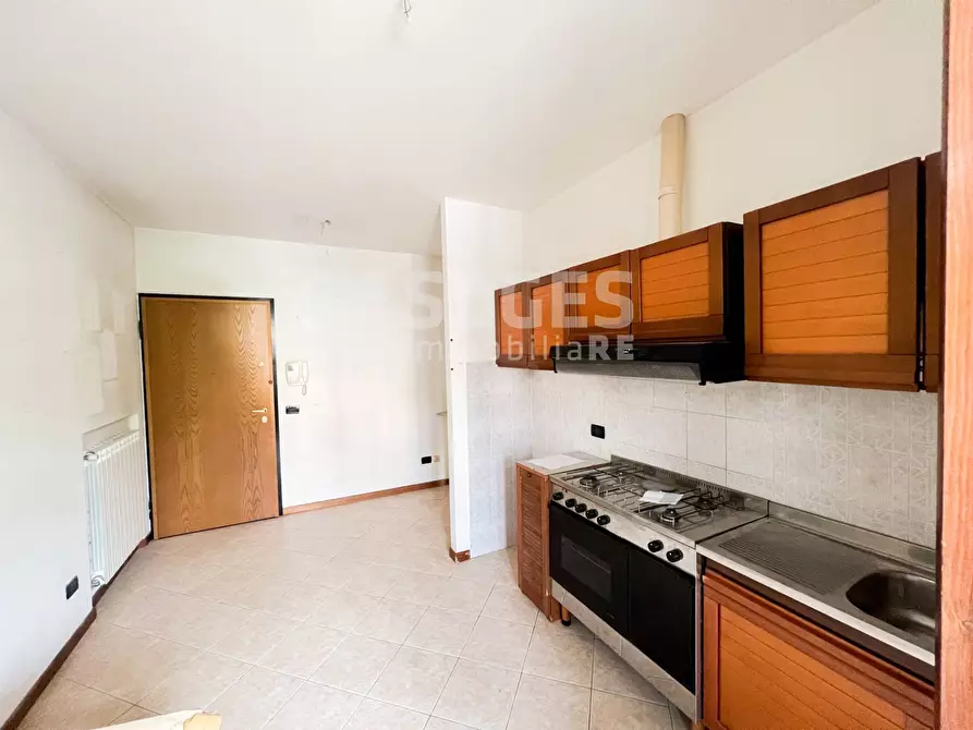 Immagine 2 di Appartamento in vendita  in Via della Ginestra a Montevarchi