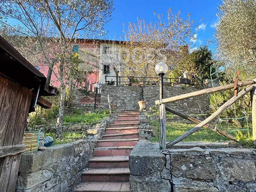 Immagine 10 di Camera in vendita  in via di santa brigida a Pontassieve