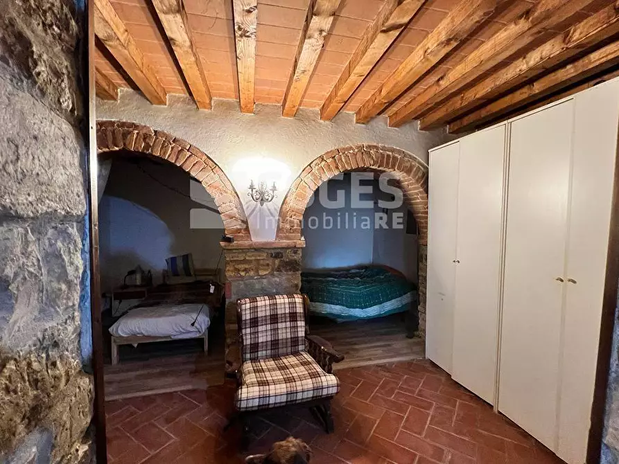 Immagine 11 di Camera in vendita  in via di santa brigida a Pontassieve