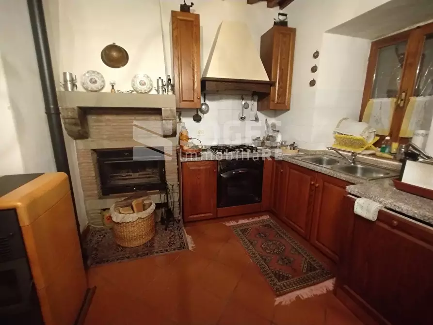 Immagine 3 di Camera in vendita  in Località Fornace a Londa