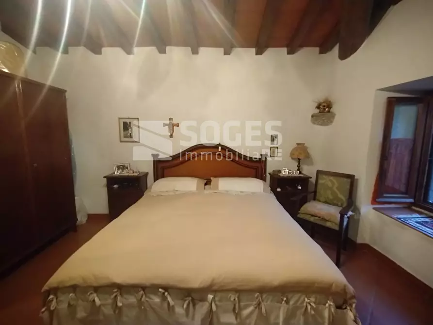 Immagine 10 di Camera in vendita  in Località Fornace a Londa