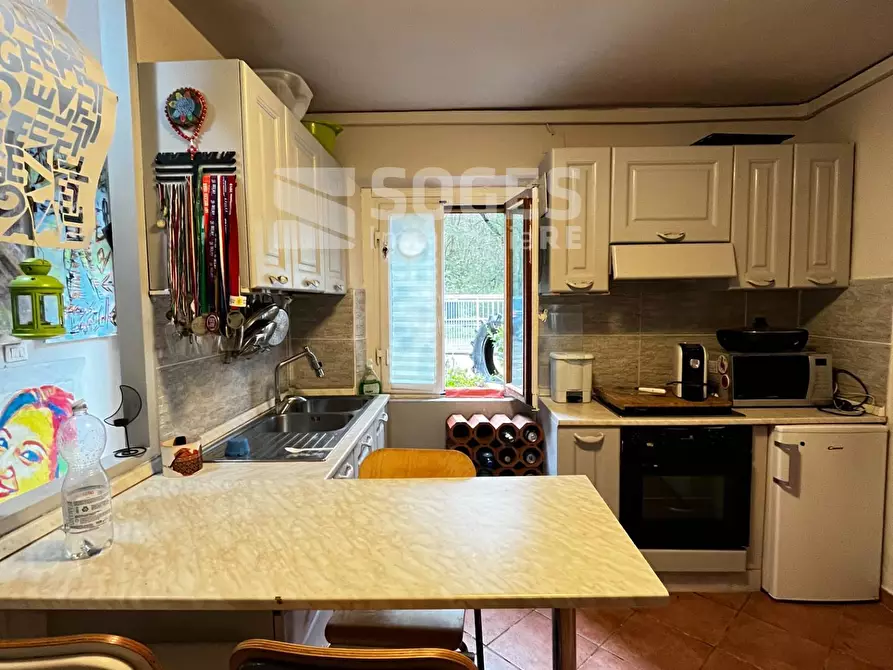 Immagine 5 di Appartamento in vendita  in via di mercatale a Montevarchi