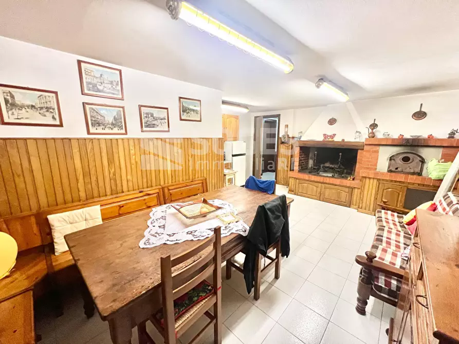 Immagine 26 di Villa in vendita  in Frazione Ville a Terranuova Bracciolini