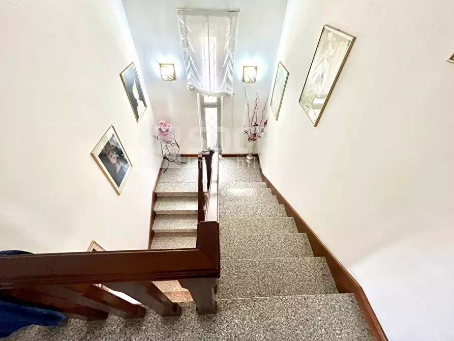 Immagine 29 di Villa in vendita  in Frazione Ville a Terranuova Bracciolini