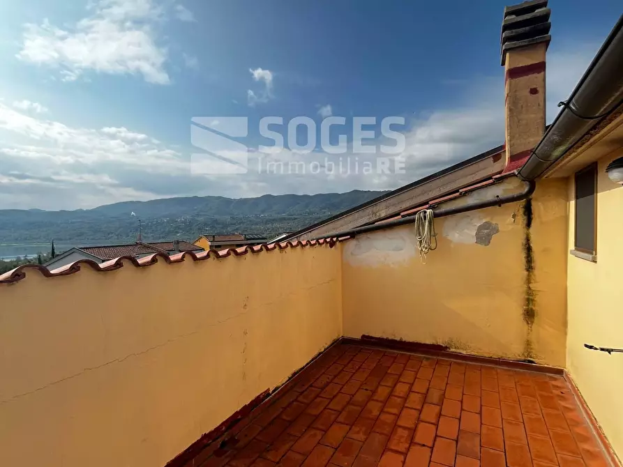 Immagine 25 di Appartamento in vendita  in via filippo turati a Cavriglia