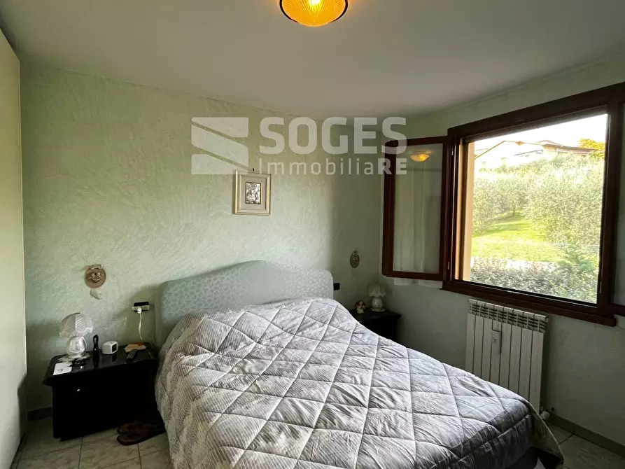 Immagine 9 di Appartamento in vendita  in via filippo turati a Cavriglia