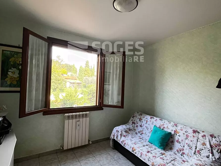Immagine 13 di Appartamento in vendita  in via filippo turati a Cavriglia