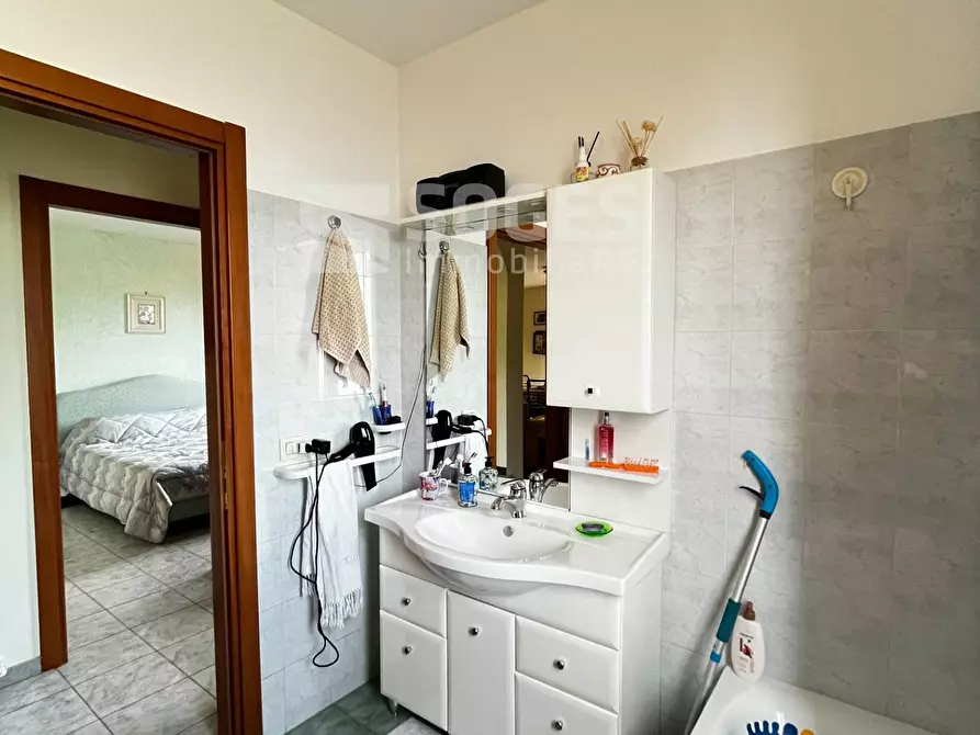 Immagine 12 di Appartamento in vendita  in via filippo turati a Cavriglia