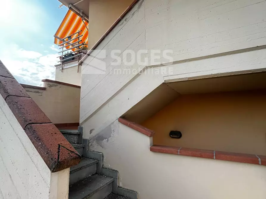 Immagine 28 di Appartamento in vendita  in via filippo turati a Cavriglia