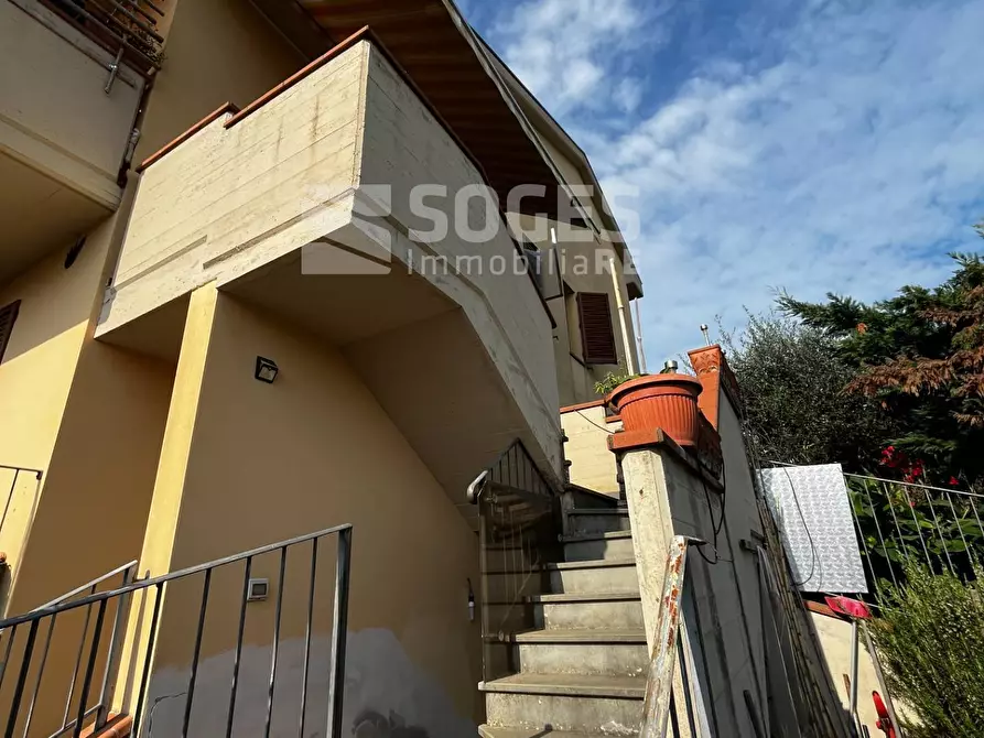 Immagine 29 di Appartamento in vendita  in via filippo turati a Cavriglia