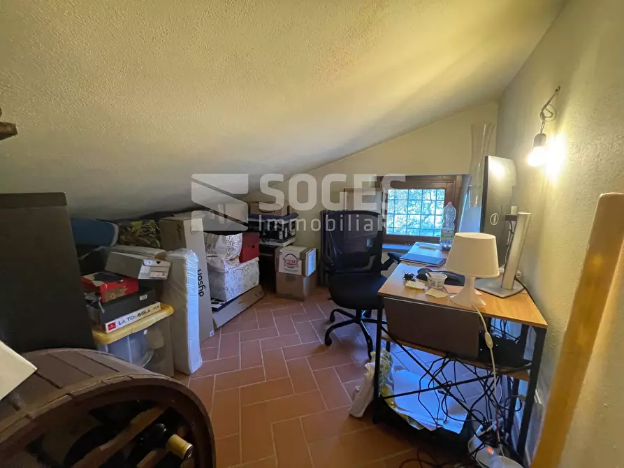 Immagine 28 di Rustico / casale in vendita  in Sociana a Reggello