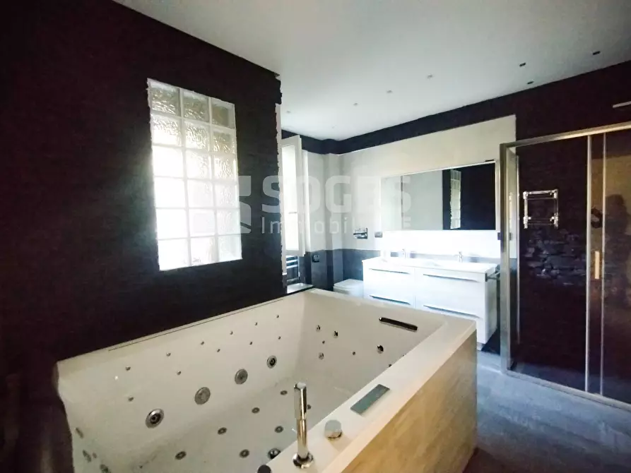 Immagine 13 di Camera in vendita  in via piandrati a Dicomano