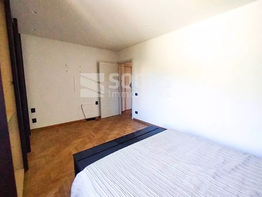 Immagine 14 di Camera in vendita  in via piandrati a Dicomano