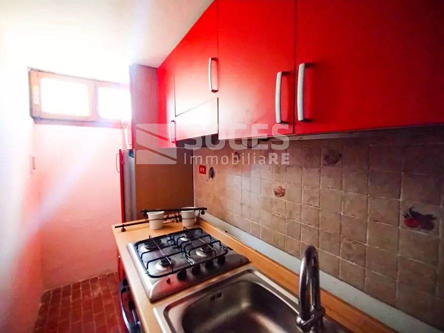 Immagine 21 di Camera in vendita  in via piandrati a Dicomano