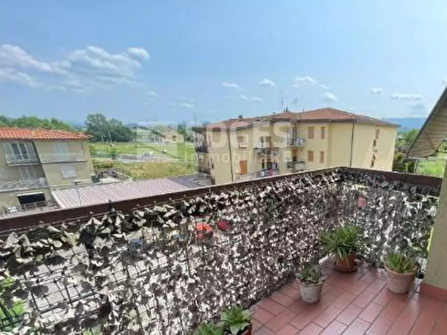 Immagine 21 di Appartamento in vendita  in Via Luigi Bolis a Figline E Incisa Valdarno