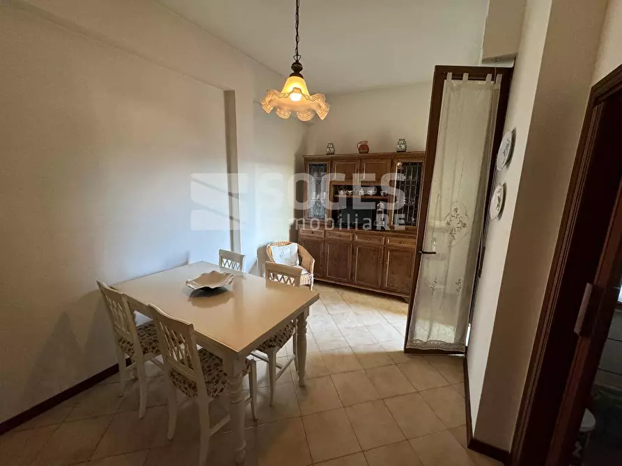 Immagine 3 di Appartamento in vendita  in VIA DEL PONTEROSSO a Figline E Incisa Valdarno