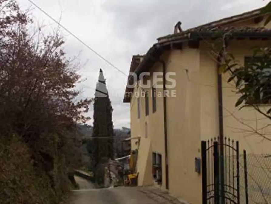 Immagine 1 di Appartamento in vendita  in Strada di San Michele a Figline E Incisa Valdarno