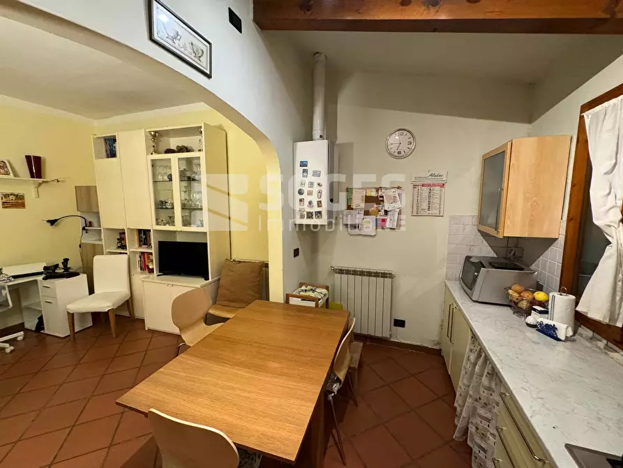 Immagine 5 di Appartamento in vendita  in Via Toscanini a Reggello
