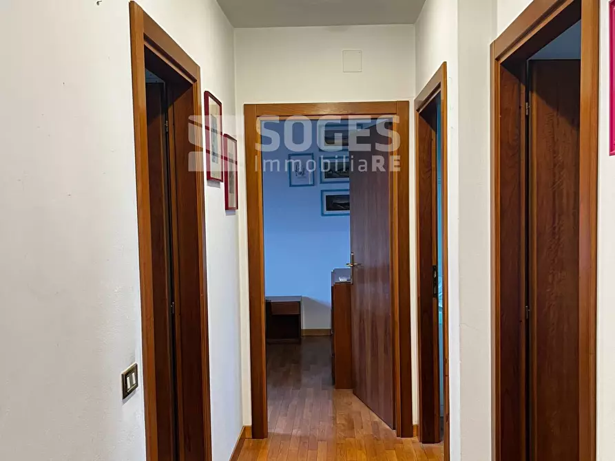 Immagine 17 di Villa in vendita  in via del poggiolino a Figline E Incisa Valdarno