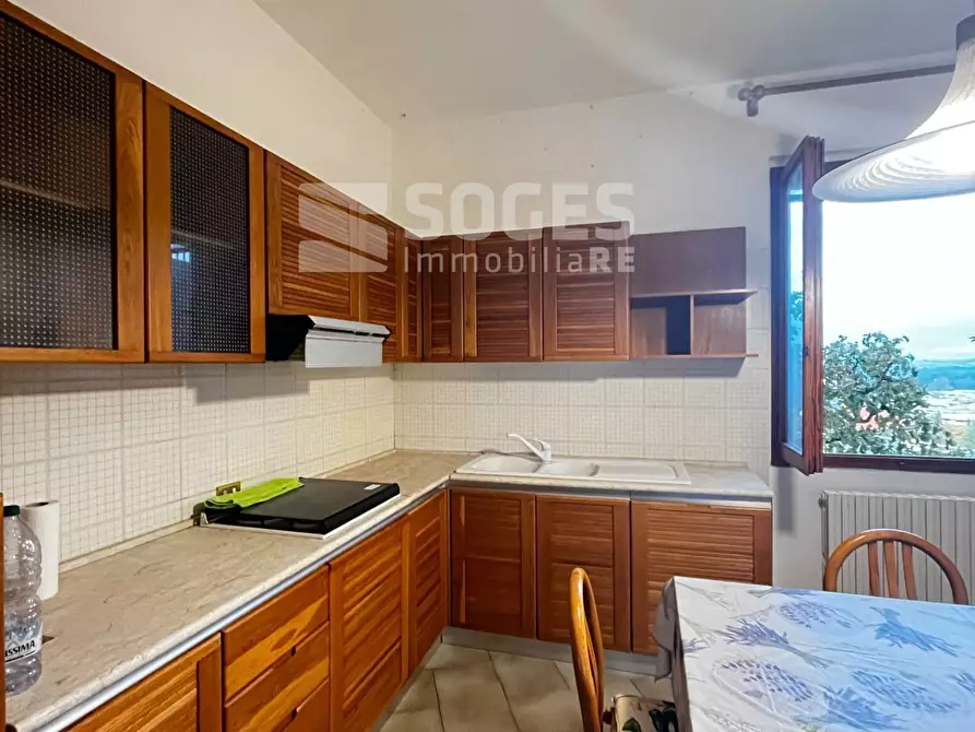 Immagine 5 di Villa in vendita  in via del poggiolino a Figline E Incisa Valdarno