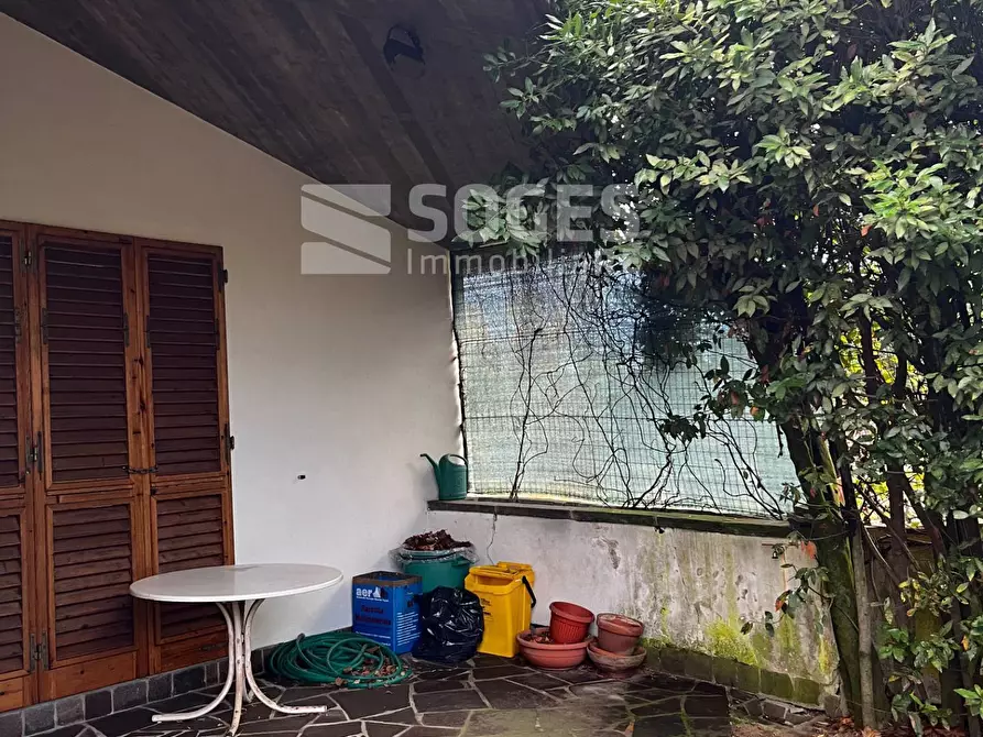 Immagine 7 di Villa in vendita  in via del poggiolino a Figline E Incisa Valdarno