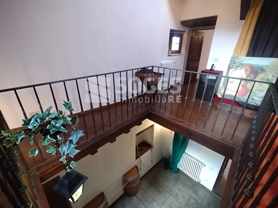 Immagine 13 di Camera in vendita  in frazione Turicchi a Rufina