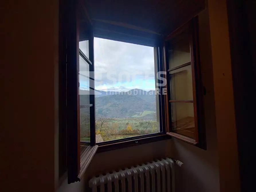 Immagine 18 di Camera in vendita  in frazione Turicchi a Rufina